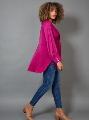 silk like blouse with v neck and gathering under bust in pink
