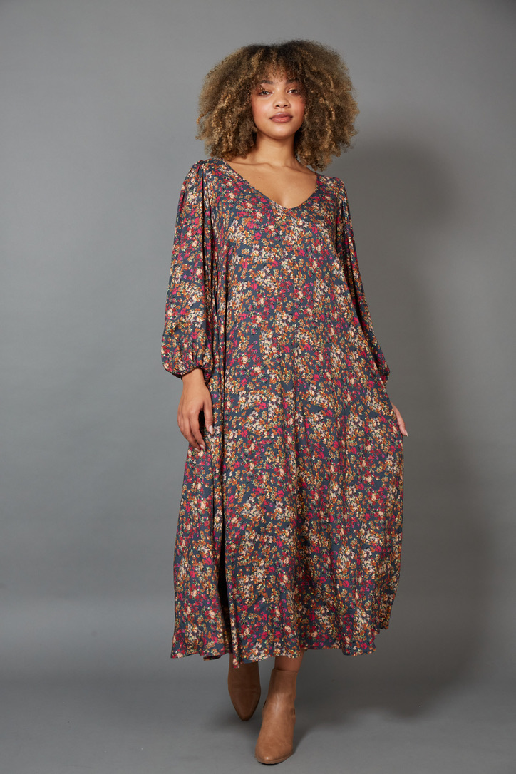Maxi dress in washed black with small floral pattern