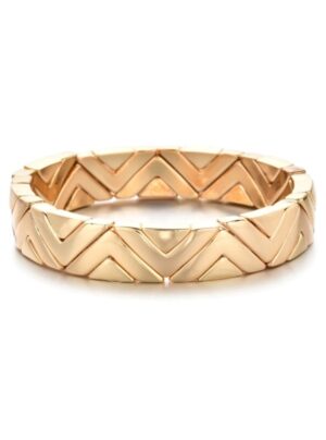 gold bracelet on stretchy elastic